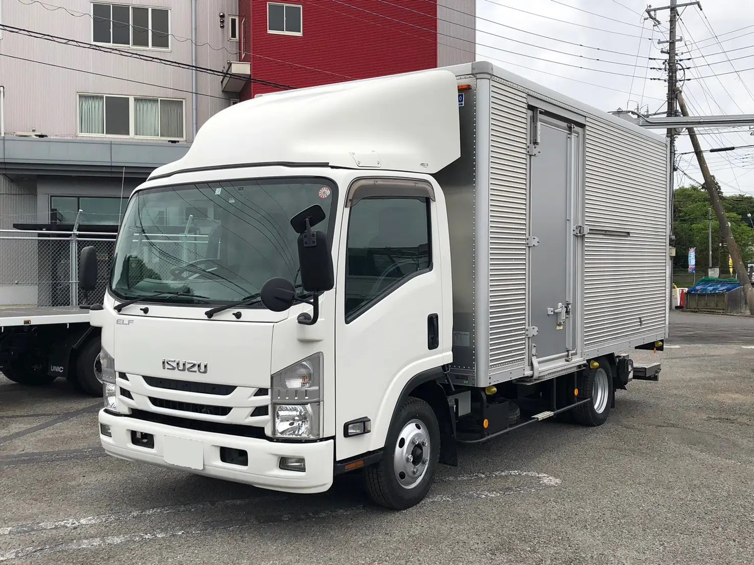 三菱 キャンター 小型 アルミバン パワーゲート サイドドア の中古トラック【車両No.189103】