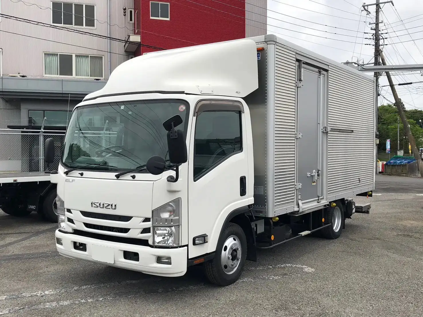 いすゞ エルフ 小型 アルミバン パワーゲート サイドドアの中古トラック画像1