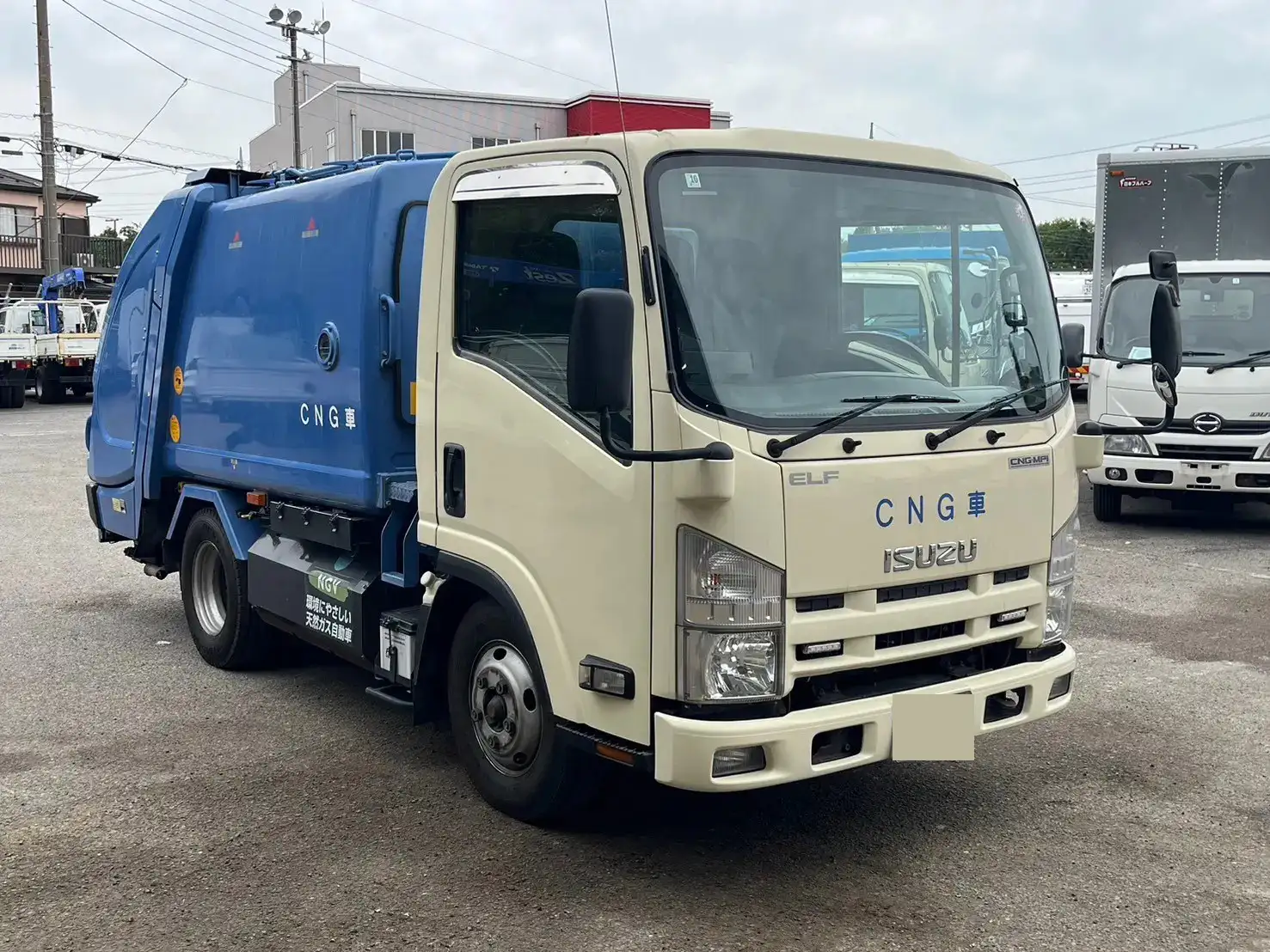 いすゞ エルフ 小型 パッカー車 プレス式 SFG-NMR82ZANの中古トラック画像2