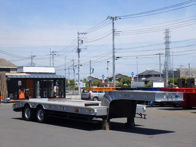 国内・その他 国産車その他 トレーラー/その他 トレーラー 16輪 TL33F5T2Sの中古トラック画像3