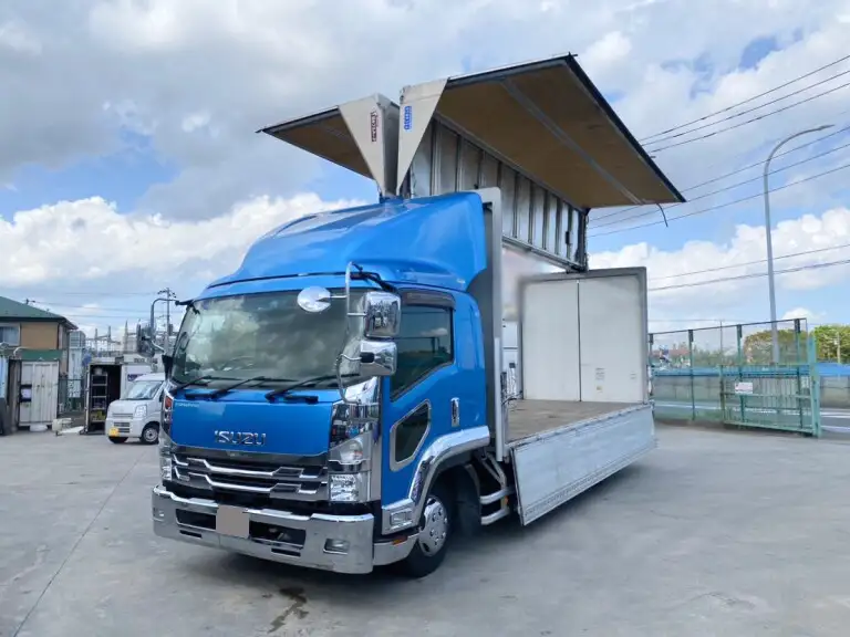 いすゞ フォワード 中型/増トン ウイング ベッド TKG-FRR90S2の中古トラック画像9