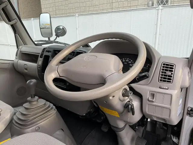 トヨタ トヨエース 小型 アルミバン QDF-KDY231 H24の中古トラック画像13