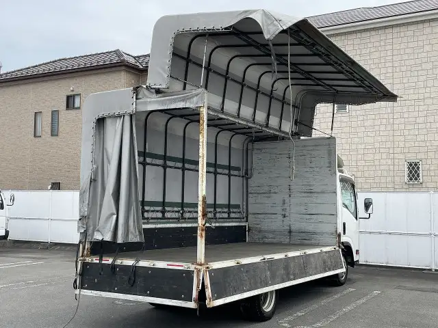 いすゞ エルフ 小型 ウイング 幌ウイング TPG-NLR85ARの中古トラック画像3