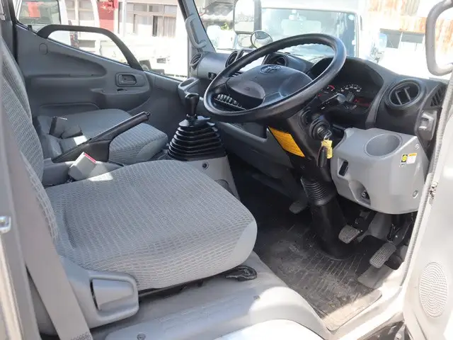トヨタ トヨエース 小型 平ボディ TKG-XZU655 H31/R1の中古トラック画像11