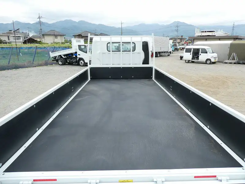 三菱 キャンター 小型 平ボディ 2RG-FEB50 R5の中古トラック画像8