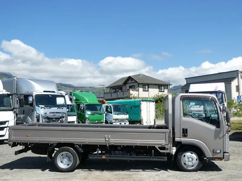 いすゞ エルフ 小型 平ボディ TRG-NLR85AR H30の中古トラック画像3