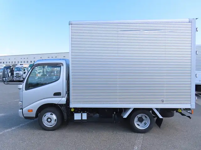 日野 デュトロ 小型 アルミバン サイドドア TPG-XZU605Mの中古トラック画像5