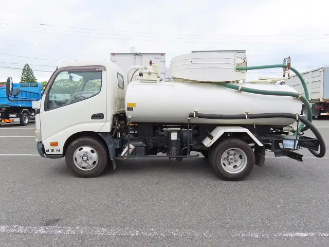 日野 デュトロ 小型 タンク車 バキューム BDG-XZU304Eの中古トラック画像6