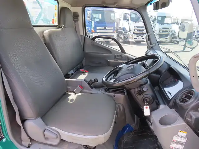 日野 デュトロ 小型 タンク車 ローリー TKG-XZU685Mの中古トラック画像12