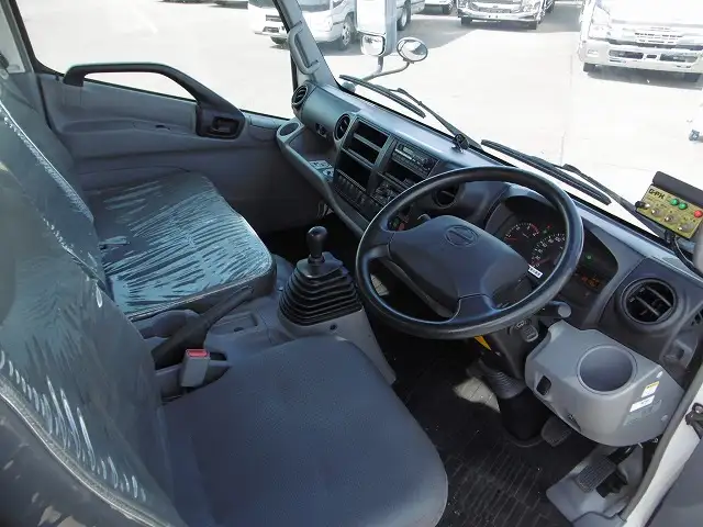 日野 デュトロ 小型 パッカー車 プレス式 TKG-XZU700Mの中古トラック画像10