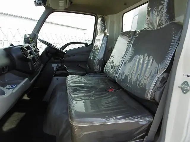 日野 デュトロ 小型 パッカー車 プレス式 TKG-XZU700Mの中古トラック画像11