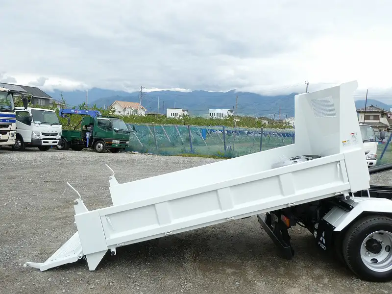 三菱 キャンター 小型 ダンプ ローダー 2RG-FBA60の中古トラック画像8