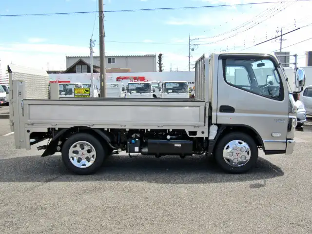 三菱 キャンター 小型 平ボディ パワーゲート 2RG-FBAV0の中古トラック画像2