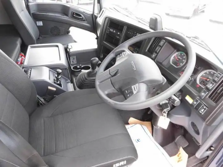 いすゞ ギガ 大型 ウイング 2PG-CYJ77C の中古トラック【車両No