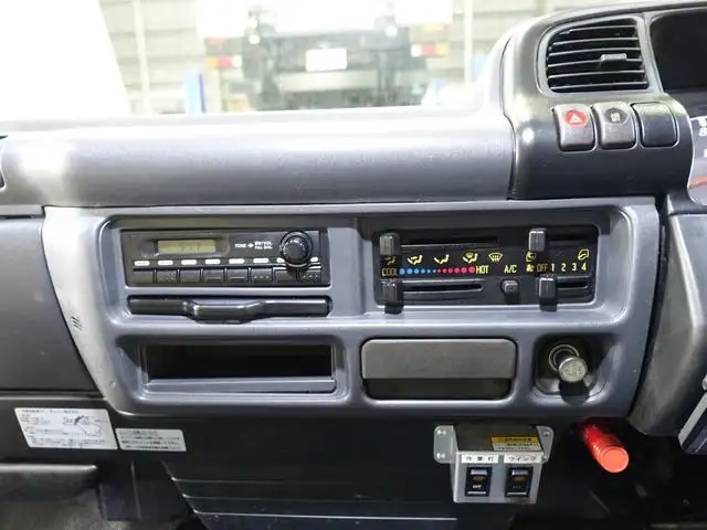 いすゞ エルフ 小型 ウイング PB-NKR81N H18の中古トラック画像11