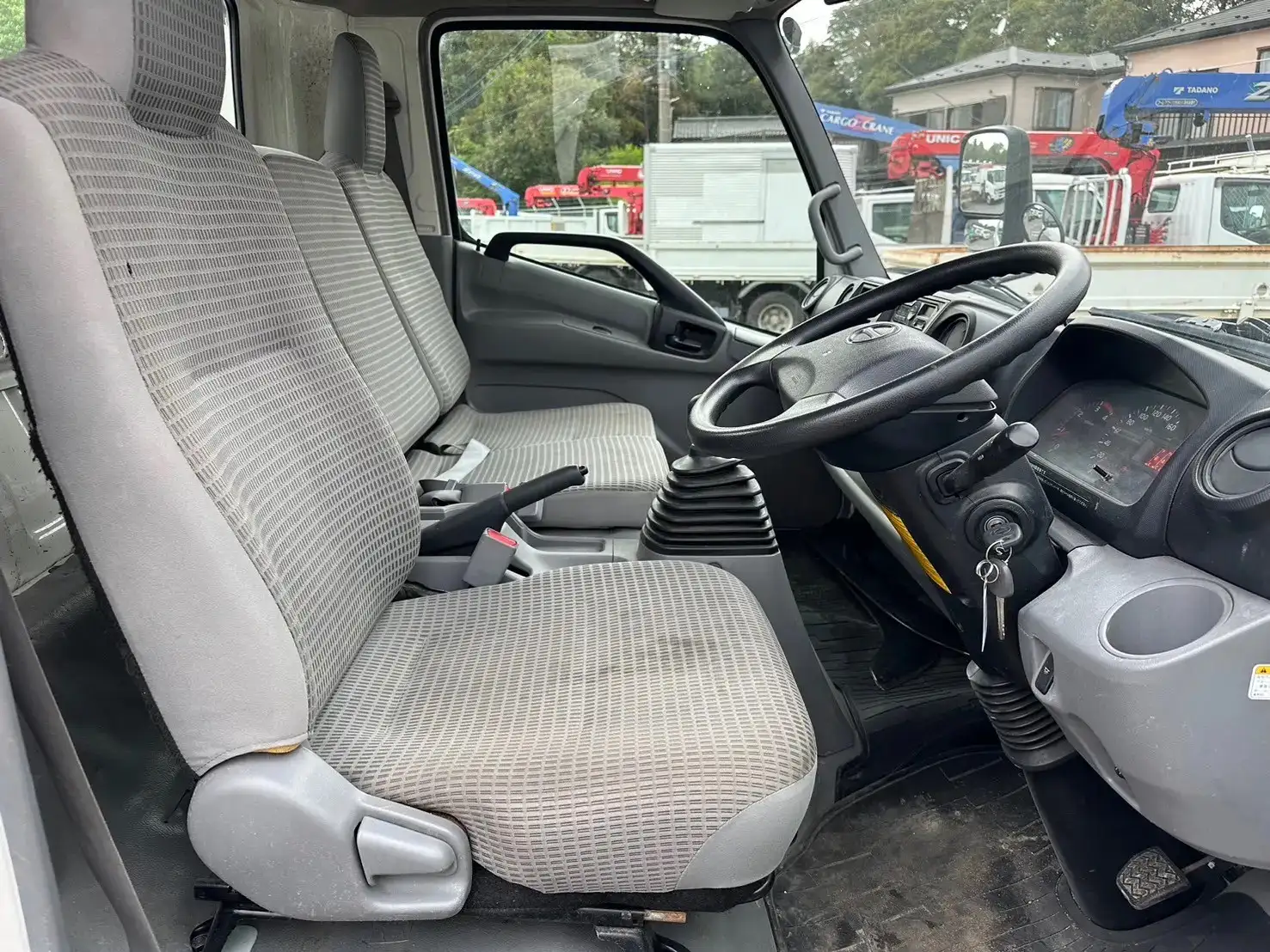 日野 デュトロ 小型 平ボディ 2KG-XZU720M H31/R1の中古トラック画像12