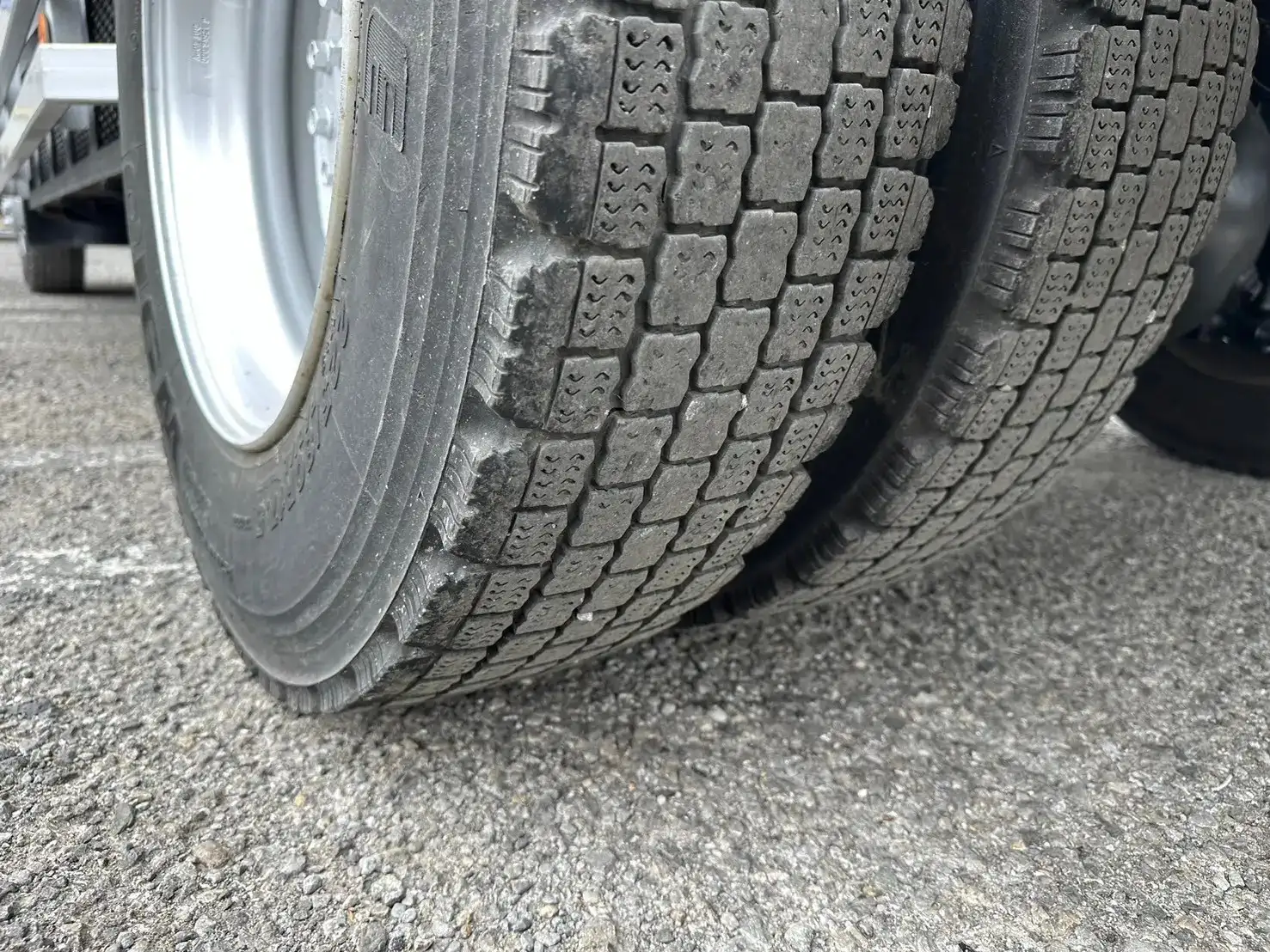 日野 デュトロ 小型 平ボディ 2KG-XZU720M H31/R1の中古トラック画像20