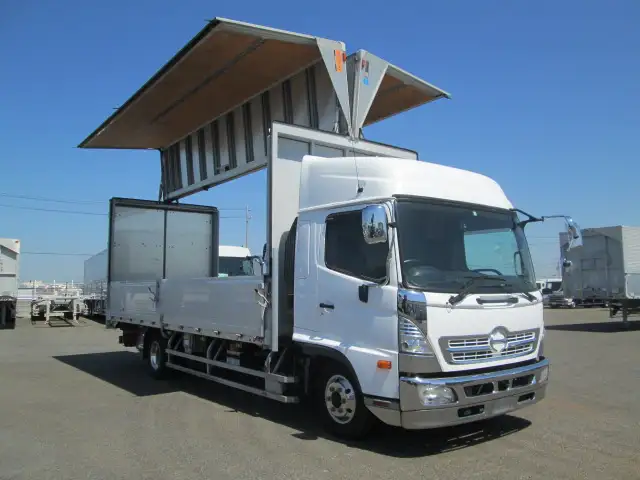 日野 レンジャー 中型/増トン ウイング ベッド TKG-FD7JLAAの中古トラック画像2