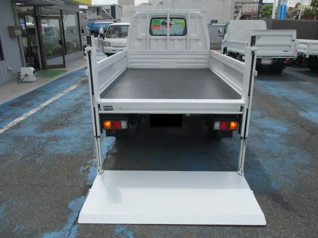 マツダ ボンゴ 小型 平ボディ パワーゲート DBF-SLP2Tの中古トラック画像9