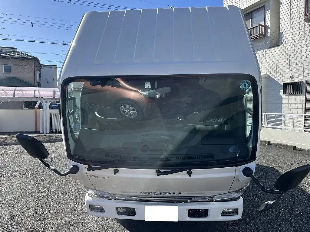 いすゞ エルフ 小型 平ボディ 2RG-NJR88A R5の中古トラック画像5