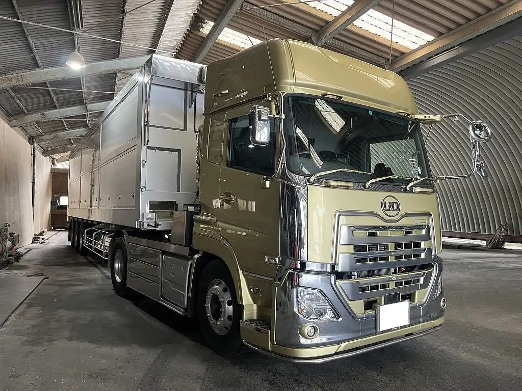 日産UD クオン 大型 トラクター 1デフ ベッドの中古トラック画像2