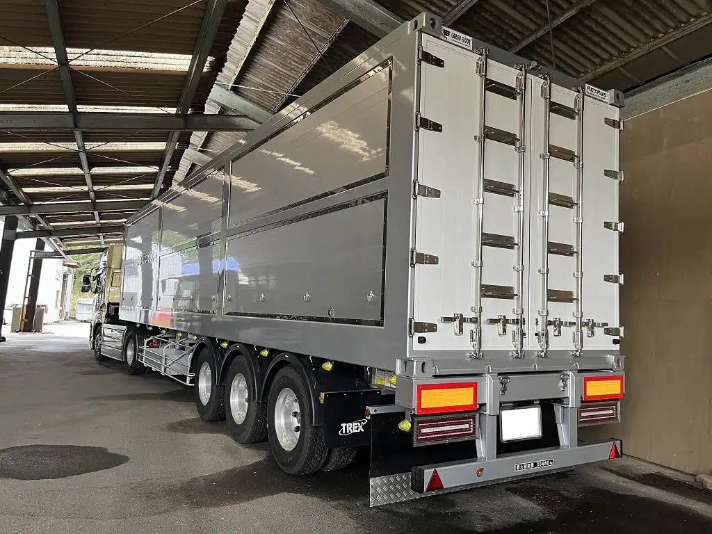 日産UD クオン 大型 トラクター 1デフ ベッドの中古トラック画像4
