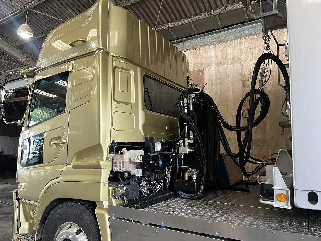 日産UD クオン 大型 トラクター 1デフ ベッドの中古トラック画像10