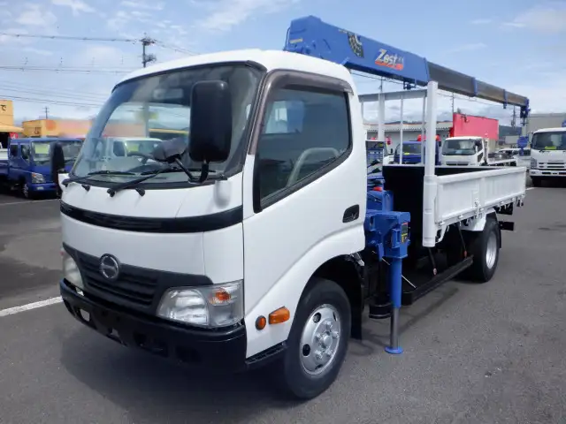 日野 デュトロ 小型 クレーン付 床鉄板 4段の中古トラック画像1