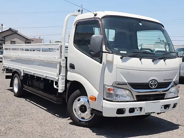 トヨタ トヨエース 小型 平ボディ TKG-XZC655 H27の中古トラック画像2