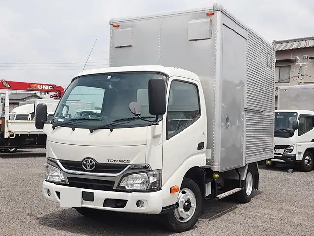 トヨタ トヨエース 小型 アルミバン サイドドア TPG-XZC605の中古トラック画像1