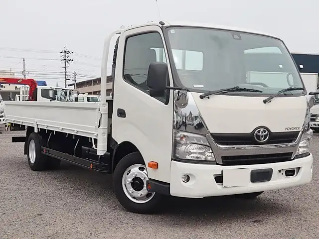 トヨタ トヨエース 小型 平ボディ TPG-XZU722 H30の中古トラック画像2