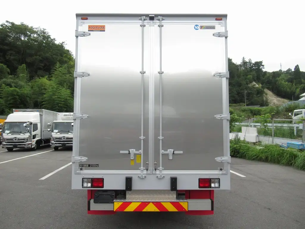 日野 レンジャー 中型/増トン ウイング エアサス ベッドの中古トラック画像3
