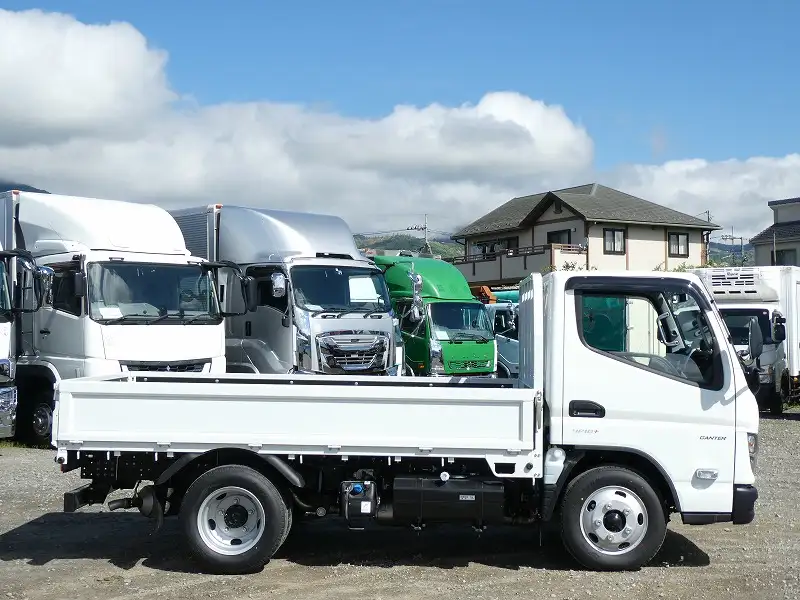 三菱 キャンター 小型 平ボディ 2RG-FBAV0 R5の中古トラック画像3