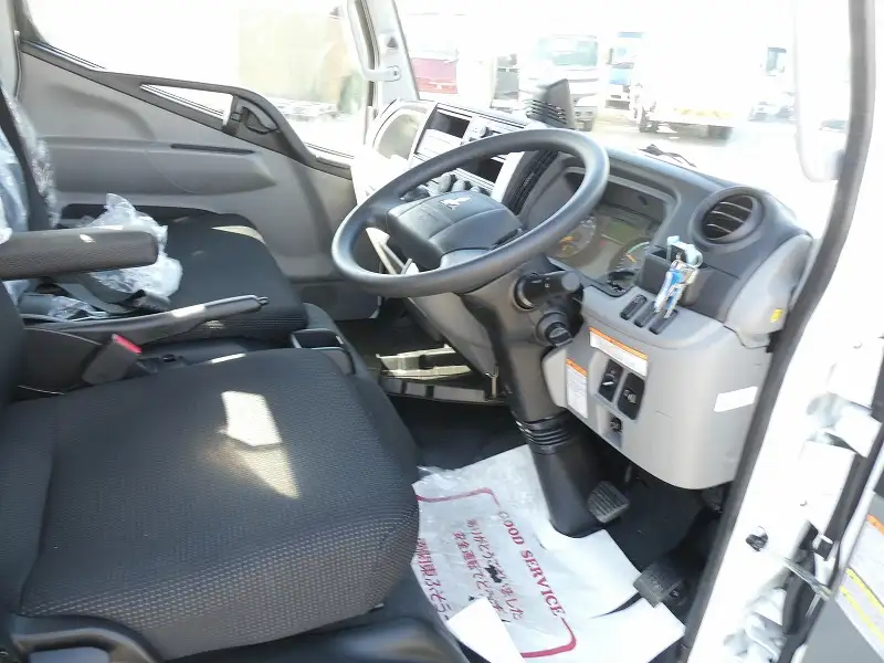 三菱 キャンター 小型 平ボディ 2RG-FBAV0 R5の中古トラック画像11
