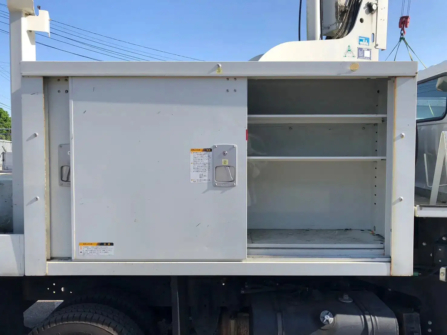 トヨタ ダイナ 小型 高所・建柱車 高所作業車 電工仕様の中古トラック画像6
