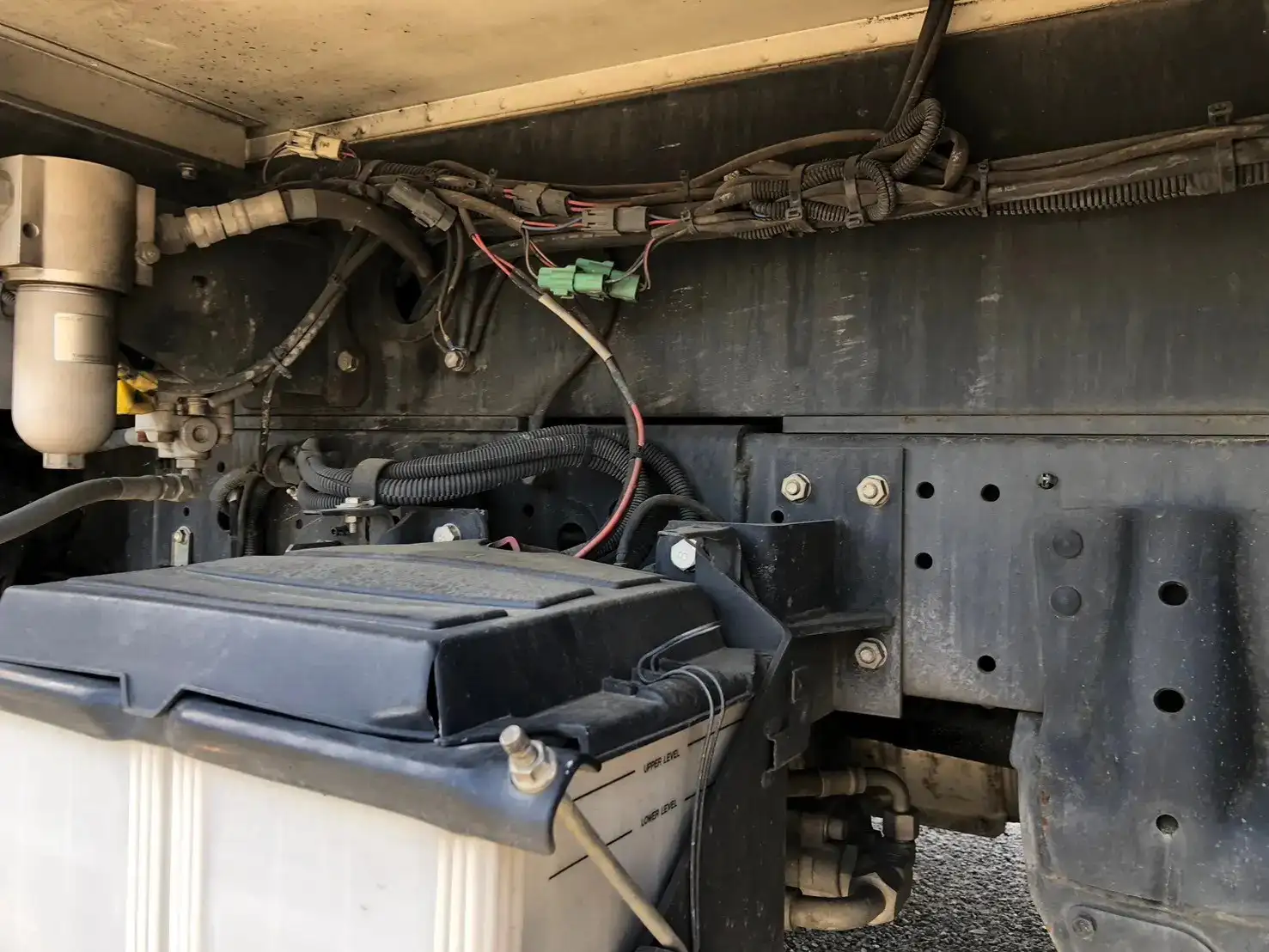 トヨタ ダイナ 小型 高所・建柱車 高所作業車 電工仕様の中古トラック画像18
