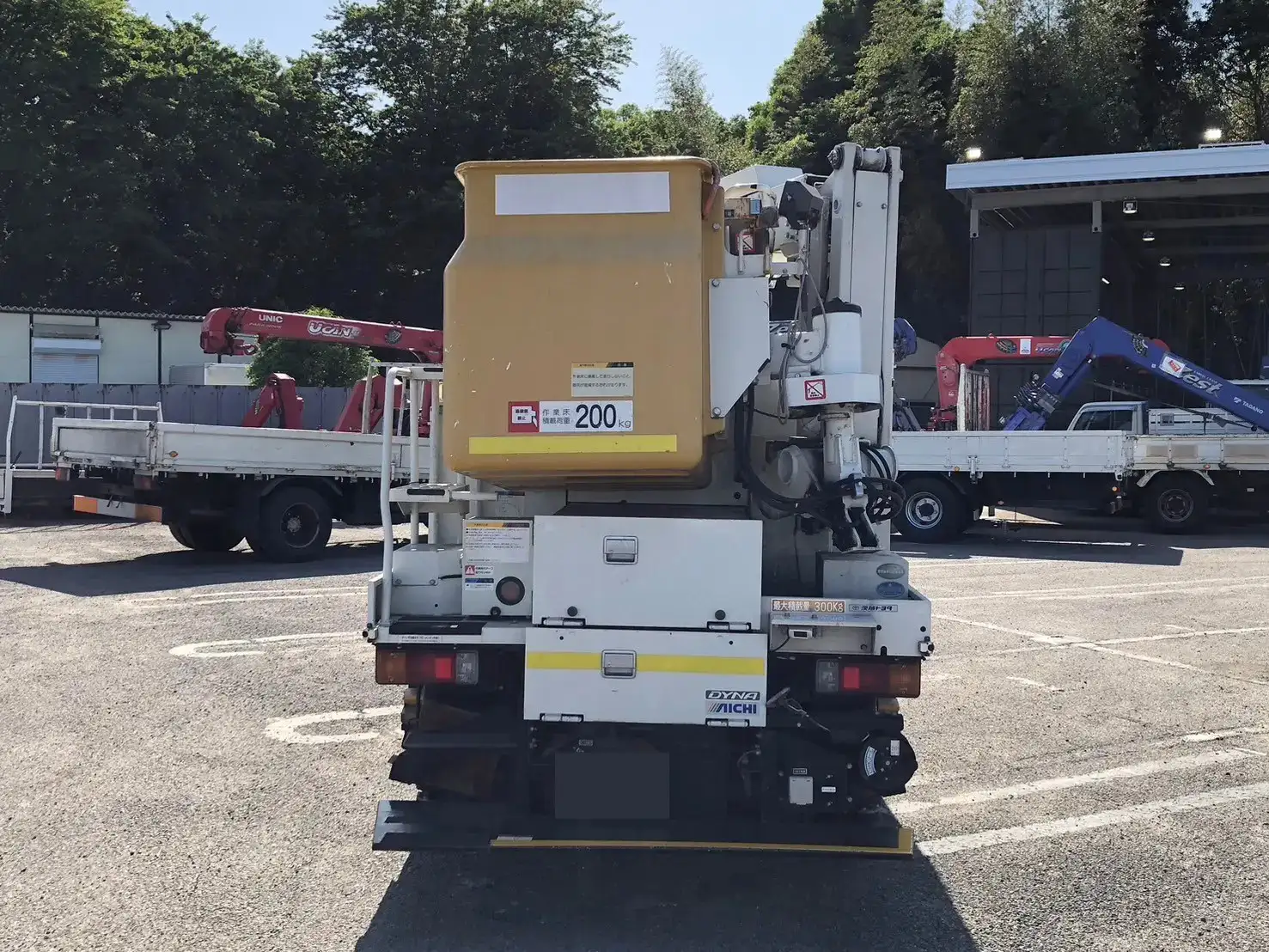 トヨタ ダイナ 小型 高所・建柱車 高所作業車 電工仕様の中古トラック画像4