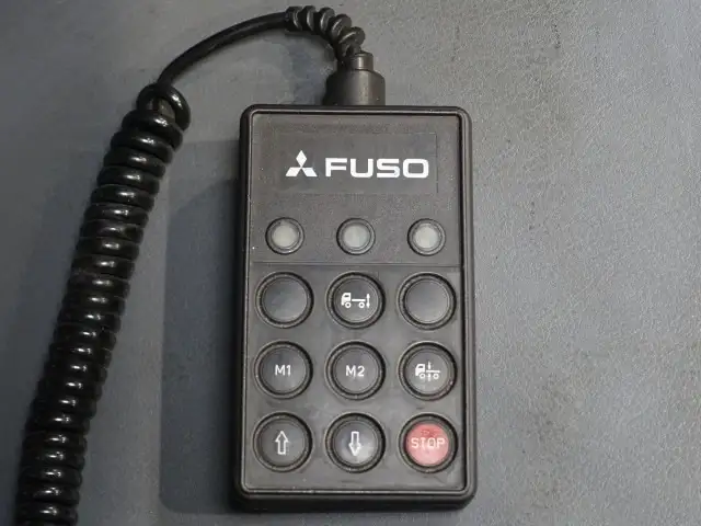 三菱 ファイター 中型/増トン ウイング エアサス ベッドの中古トラック画像12