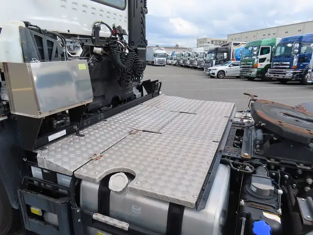 いすゞ ギガ 大型 トラクター 2KG-EXD52CD の中古トラック【車両