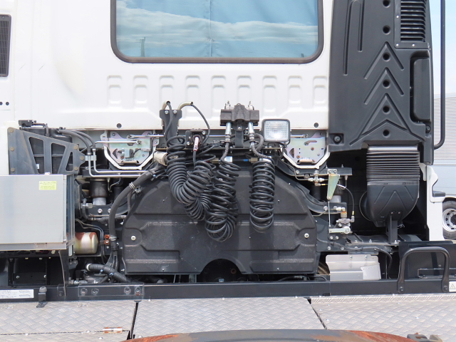 いすゞ ギガ 大型 トラクター ハイルーフ 1デフの中古トラック画像8