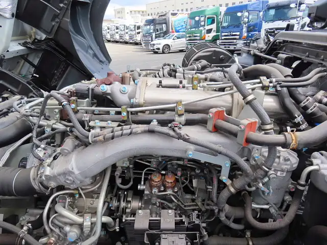 いすゞ ギガ 大型 トラクター ハイルーフ 1デフの中古トラック画像18