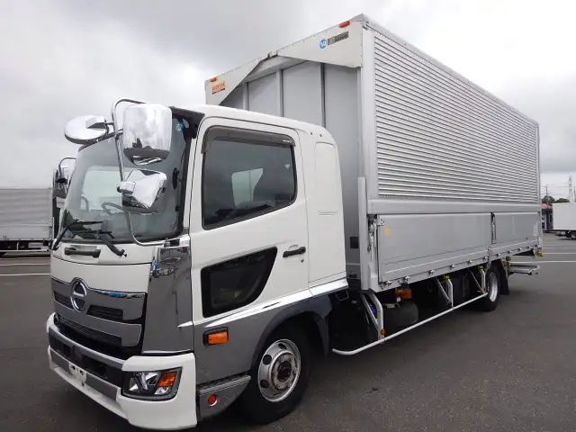 日野 レンジャー 中型/増トン ウイング パワーゲート エアサスの中古トラック画像1