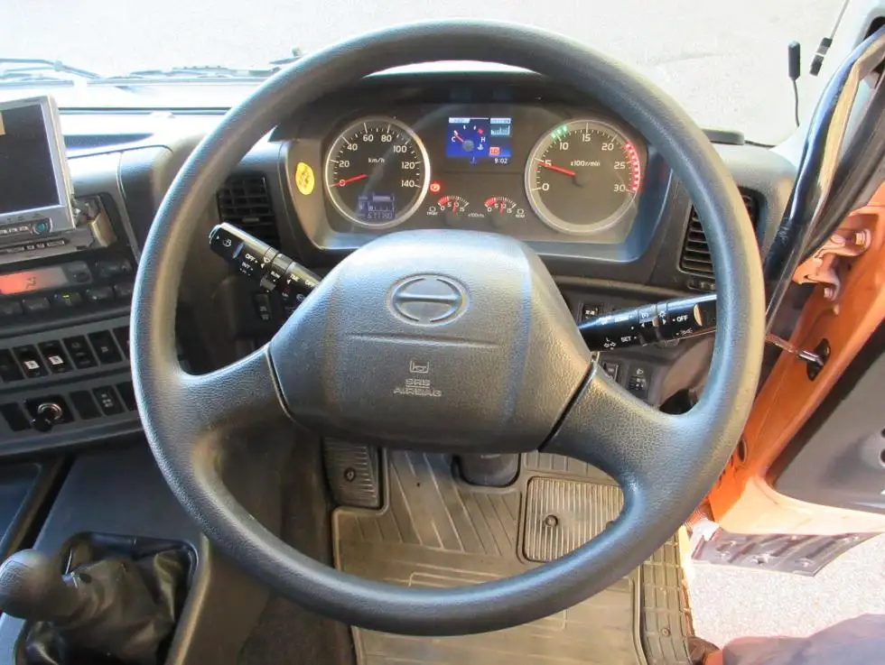 日野 プロフィア 大型 タンク車 バルク QKG-FR1AXBGの中古トラック画像10
