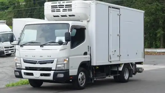 三菱 キャンター 小型 冷凍冷蔵 中温 パワーゲートの中古トラック画像1