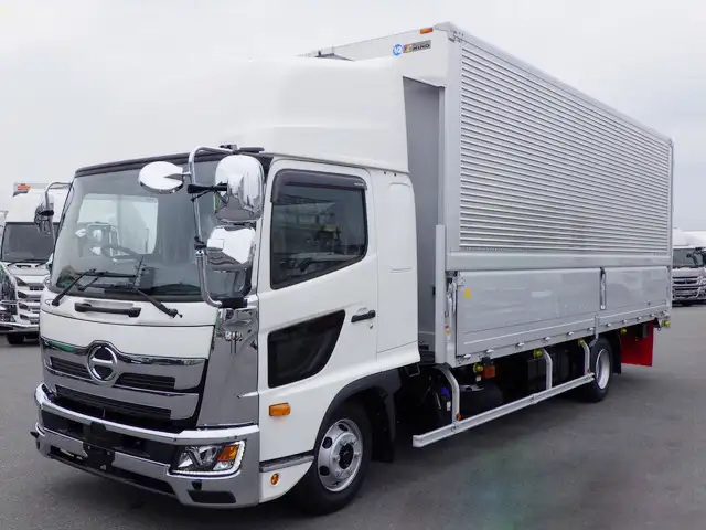 日野 レンジャー 中型/増トン ウイング エアサス ベッドの中古トラック画像1