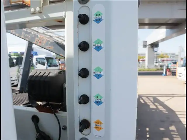三菱 キャンター 小型 車両重機運搬 ラジコン ウインチの中古トラック画像5