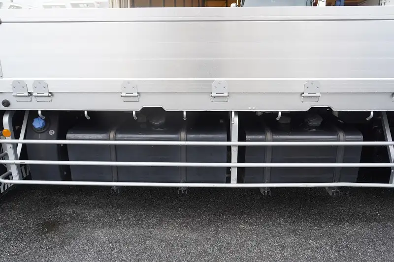 日産UD クオン 大型 平ボディ ハイルーフ 床鉄板の中古トラック画像13