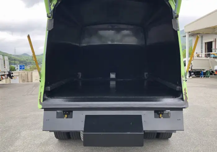 三菱 ファイター 中型/増トン パッカー車 プレス式 ベッドの中古トラック画像4