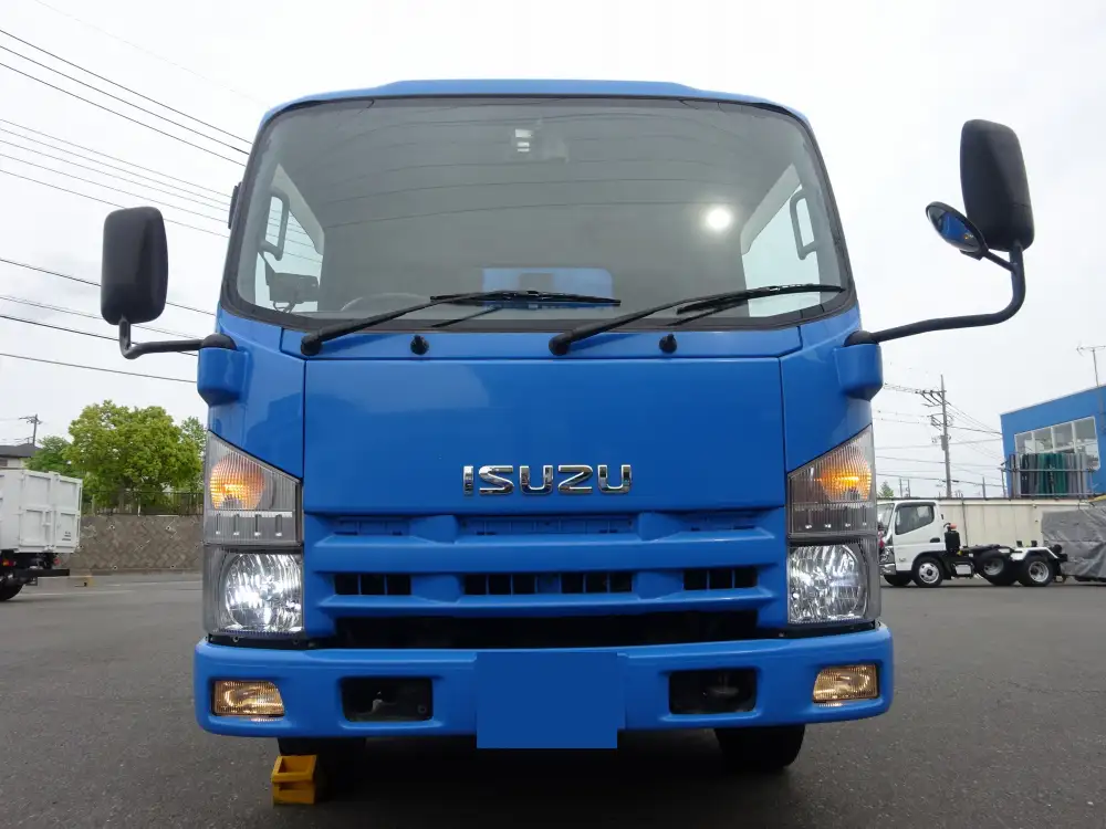 いすゞ エルフ 小型 パッカー車 プレス式 TKG-NMR85Nの中古トラック画像2