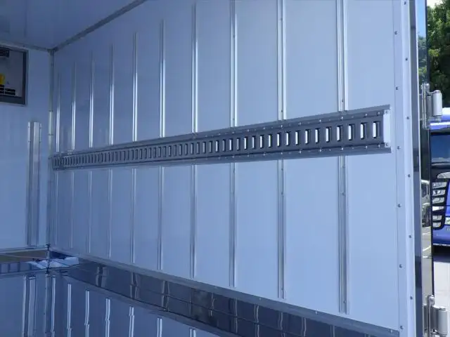 日野 デュトロ 小型 冷凍冷蔵 低温 床ステンの中古トラック画像10